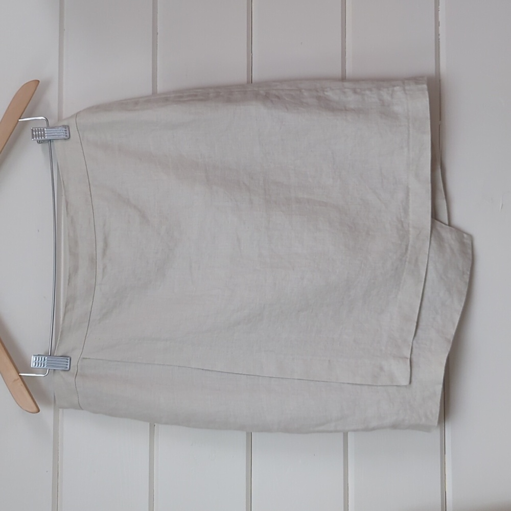Linen fully lined skirt, size 10